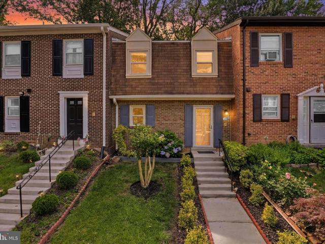 Townhouse for sale in Virginia