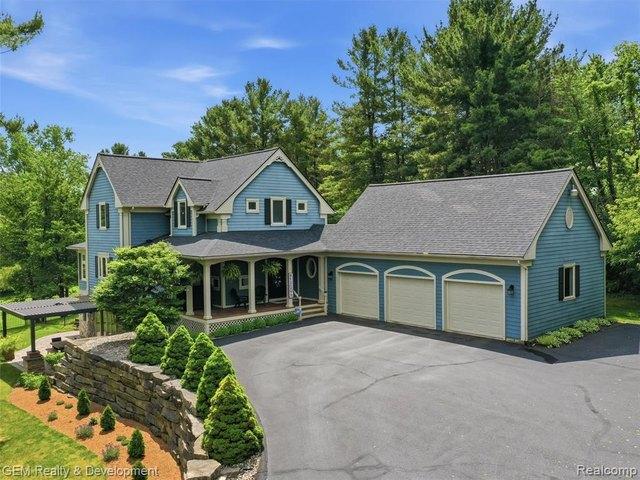 House for sale in Novi, Michigan