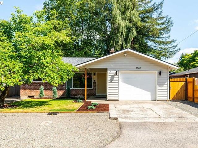 House for sale in Oregonia