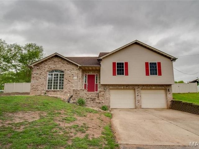 House for sale in Bethalto, Illinois