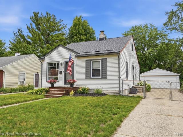 House for sale in Clawson, Michigan