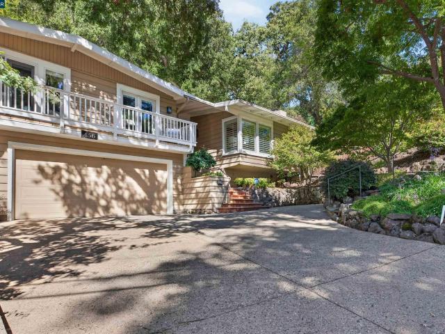 House for sale in Orinda, California