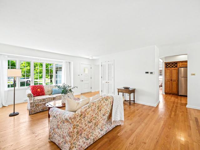 House for sale in Glen Ellyn, Illinois