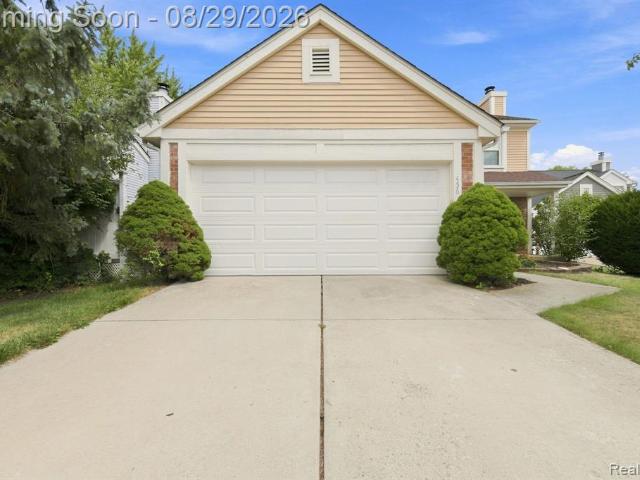 House for sale in Rochester Hills, Michigan
