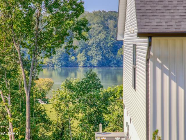 House for sale in Loudon, East Tennessee