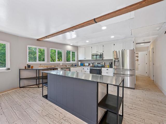 House for sale in Applegate, California