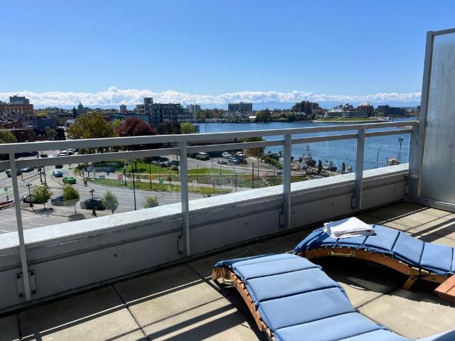 Apartment for rent in Chinatown, Victoria
