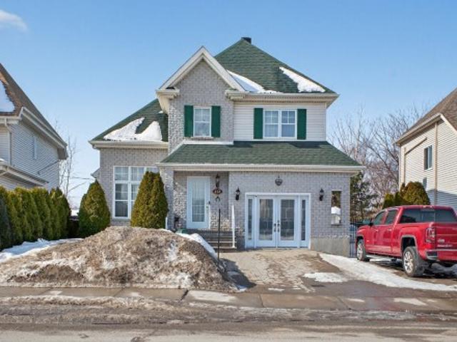House for sale in Sainte-rose, Quebec
