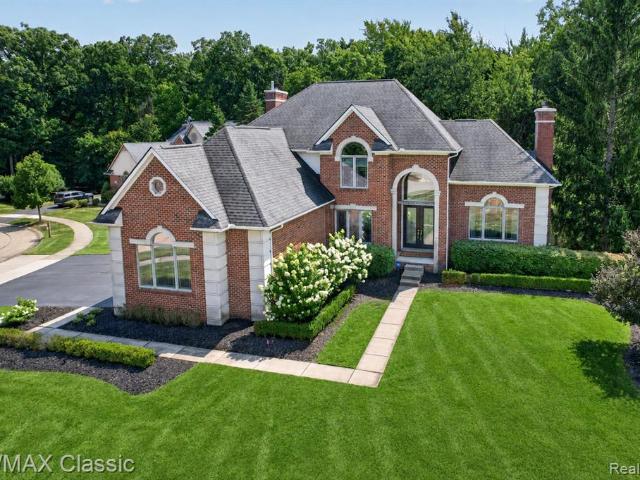 House for sale in Novi, Michigan