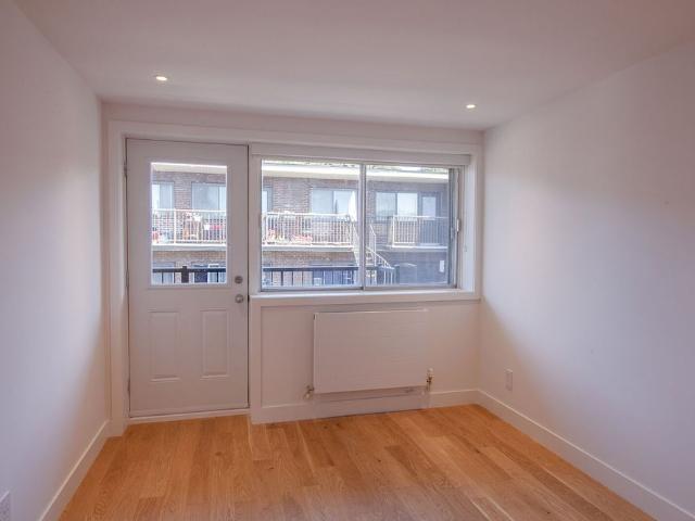 Apartment for rent in St. Leonard's, Quebec