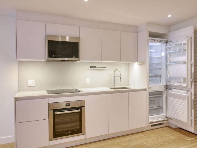 Apartment for rent in St. Leonard's, Quebec