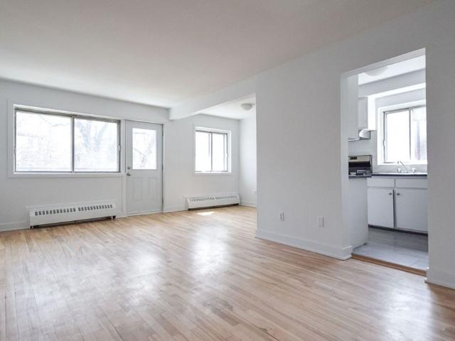 Apartment for rent in St. Leonard's, Quebec