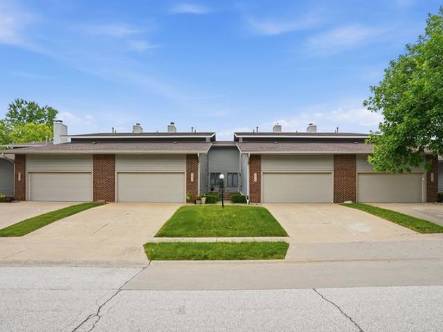 Townhouse for sale in Davenport, Iowa