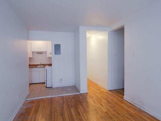 Apartment for rent in St. Leonard's, Quebec