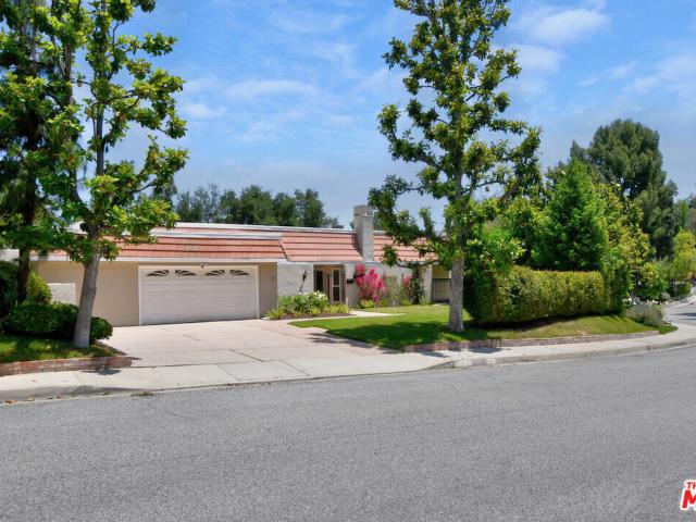 House for rent in Calabasas