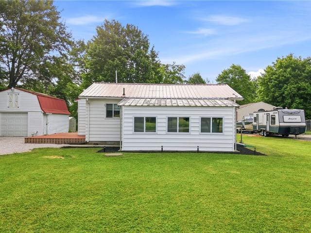 House for sale in Andover, Ohio