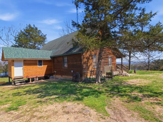 House for sale in Theodosia, Missouri