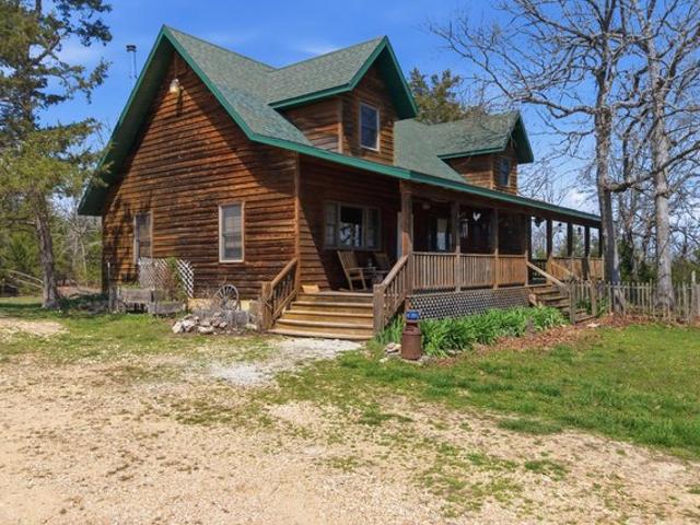 House for sale in Theodosia, Missouri
