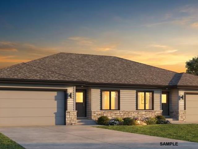 Townhouse for sale in Woodbury, Iowa