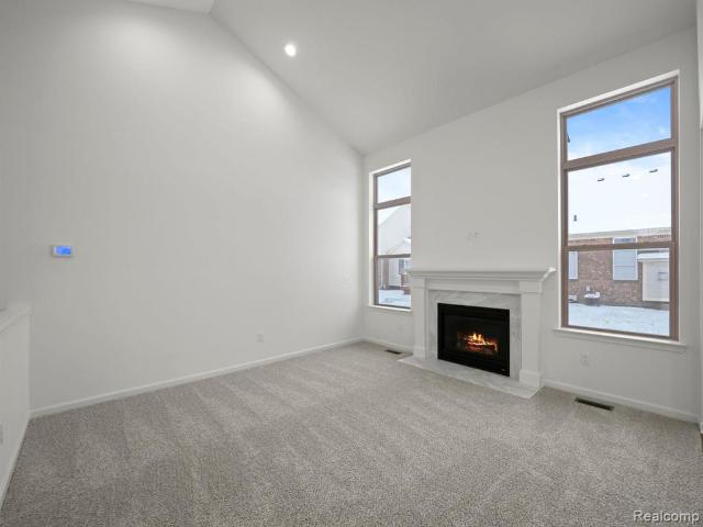 Condo for sale in Macomb