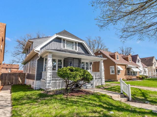House for sale in Milwaukee, Wisconsin
