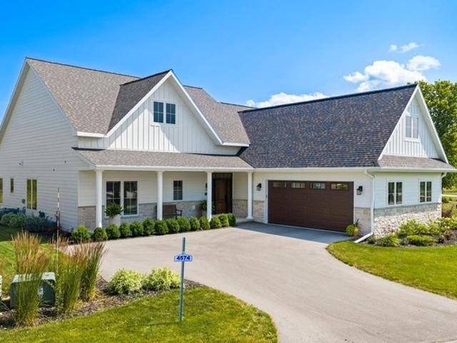 House for sale in Egg Harbor, Wisconsin