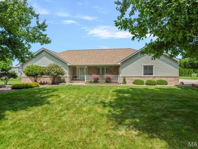 House for sale in Rochester, Illinois