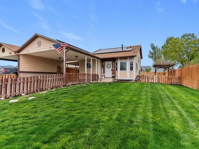 House for sale in Roy, Utah