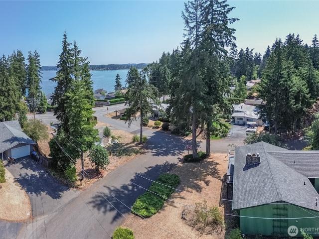 House for sale in Belfair, Washington