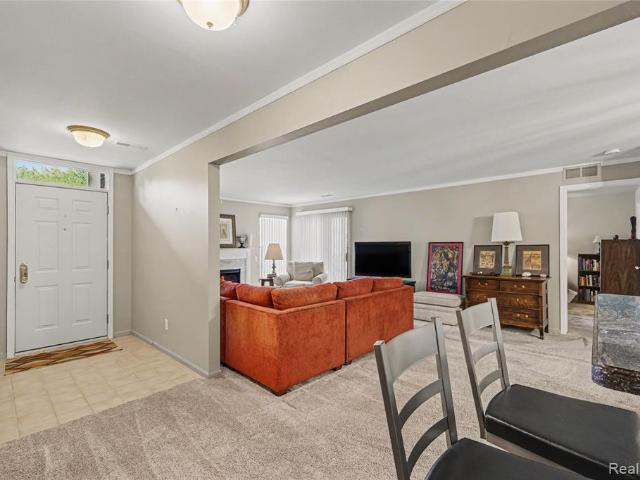 Condo for sale in Sterling Heights, Michigan
