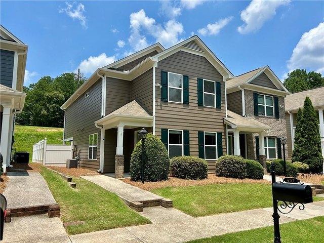 Townhouse for sale in Suwanee, Georgia