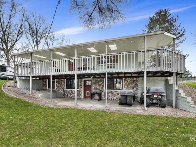 House for sale in Eagle, Idaho