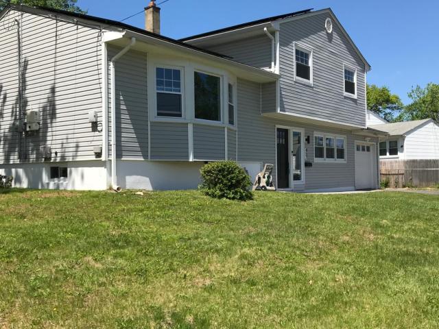 House for sale in Avenel, New Jersey