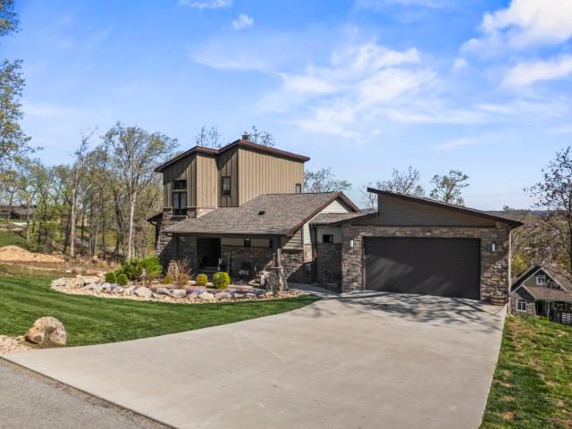 House for sale in Stone, Missouri