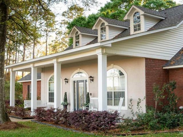 House for sale in Milton, Florida