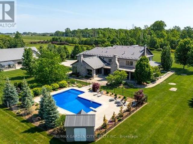 House for sale in Niagara, Ontario