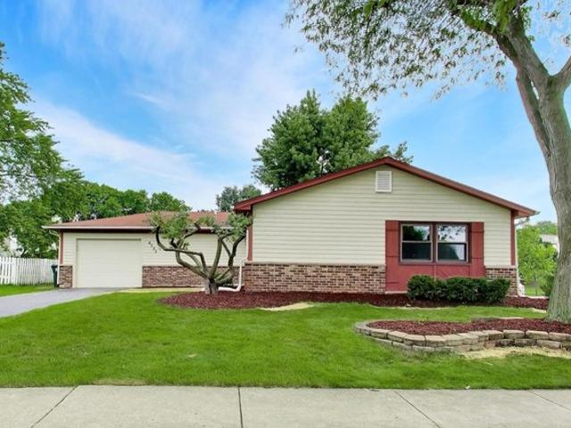 House for sale in Hoffman Estates, Illinois