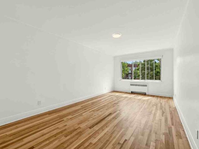 Apartment for rent in St. Leonard's, Quebec