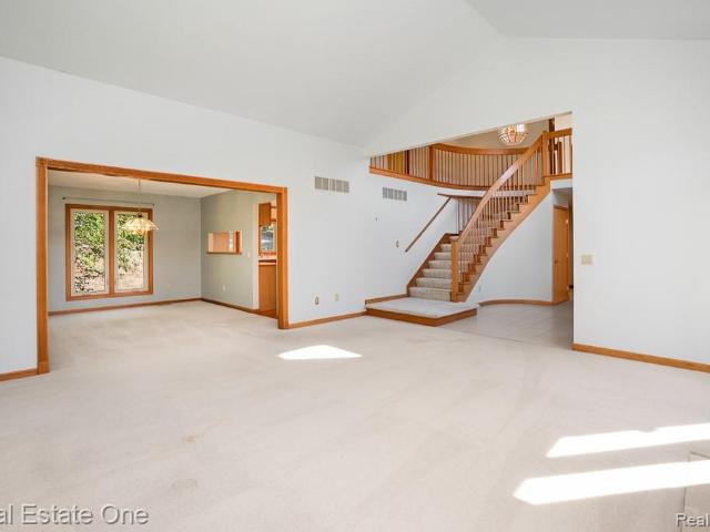 House for sale in Hillview Estates, Independence Charter Township