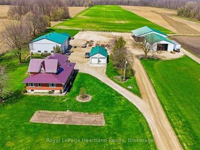 Farm for sale in Howick, Ontario