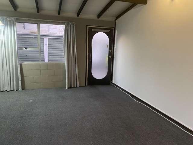 Apartment for rent in Edgeware, Canterbury