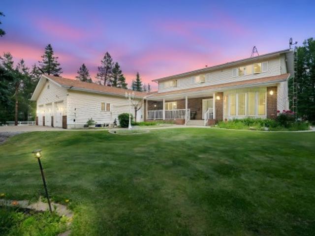 House for sale in Alberta
