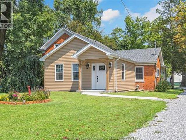 House for sale in Kingsville, Ontario