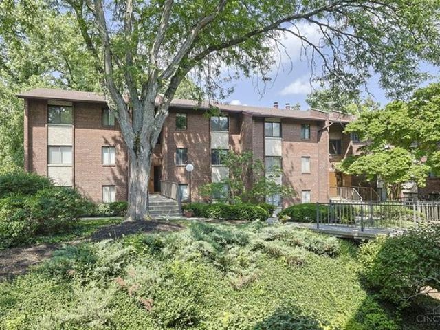 Condo for sale in Roselawn, Ohio