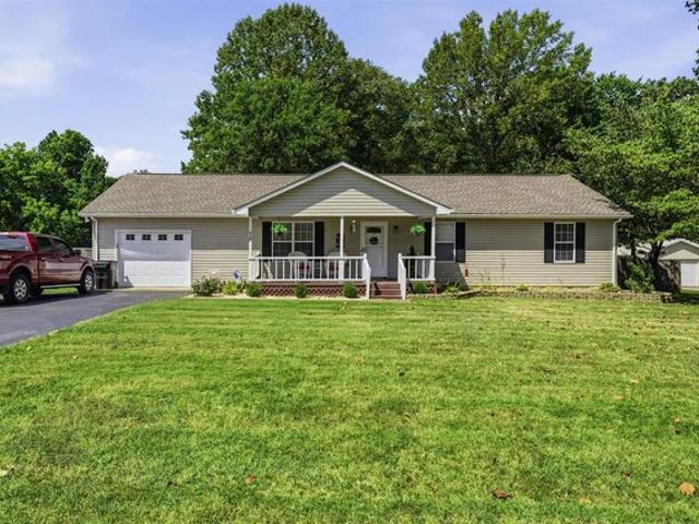 House for sale in Adolphus, Kentucky