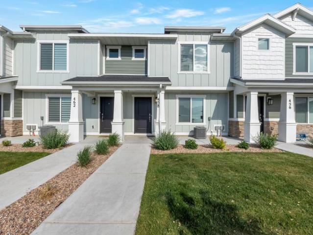 Townhouse for sale in Saratoga Springs