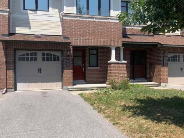 Townhouse for rent in Mulhurst Bay, Ontario