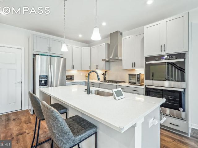 Townhouse for sale in Sterling