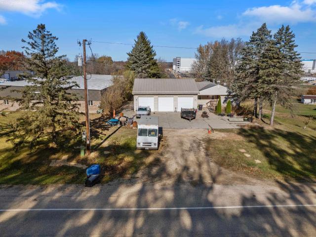 House for sale in Cottage Grove, Wisconsin