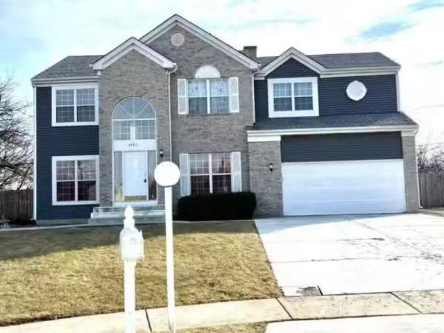 House for rent in Downers Grove